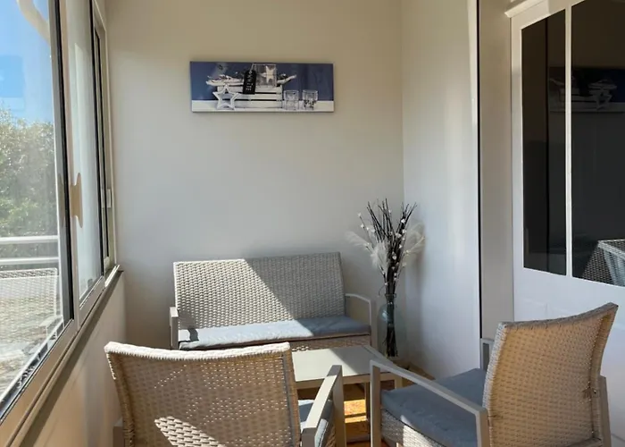 Maison De Famille A 300m De La 생장드몽