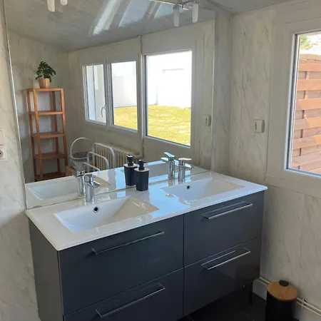 Maison De Famille A 300m De La Σπίτι διακοπών Σαιν-Ζαν-ντε-Μον